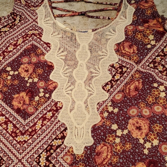 Living Doll Pink Floral Crochet Cold Shoulder Blouse Top Size 2X Bust 42 Inches - Picture 3 of 7